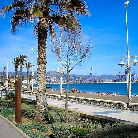 Reyna Apartamentos Malaga Bagian luar foto