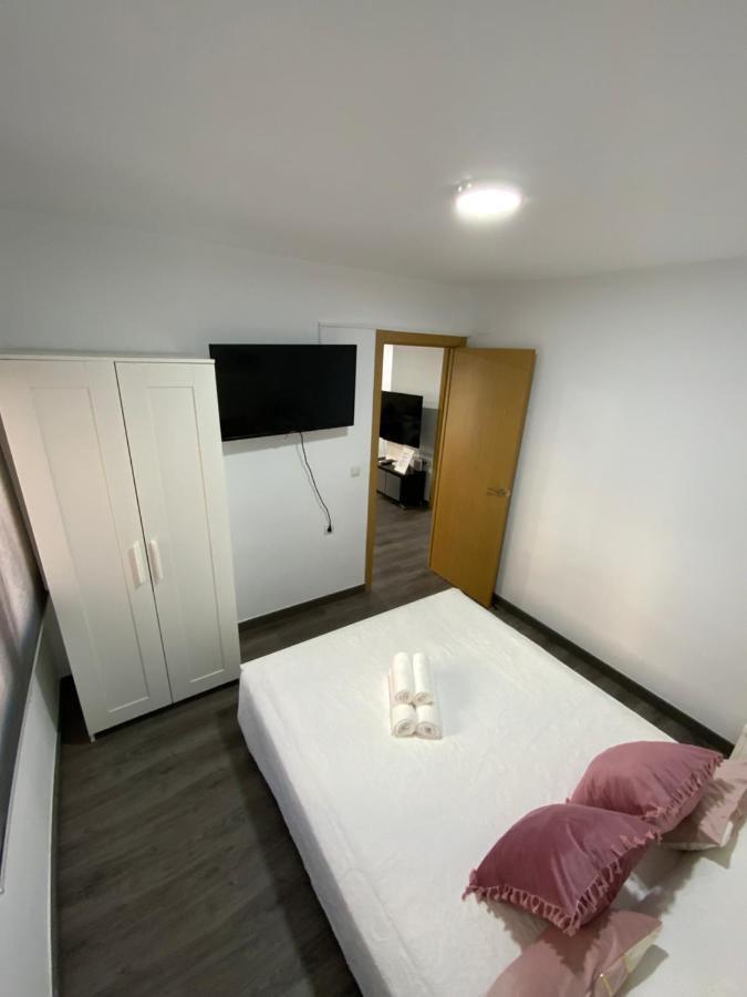 Reyna Apartamentos Malaga Bagian luar foto