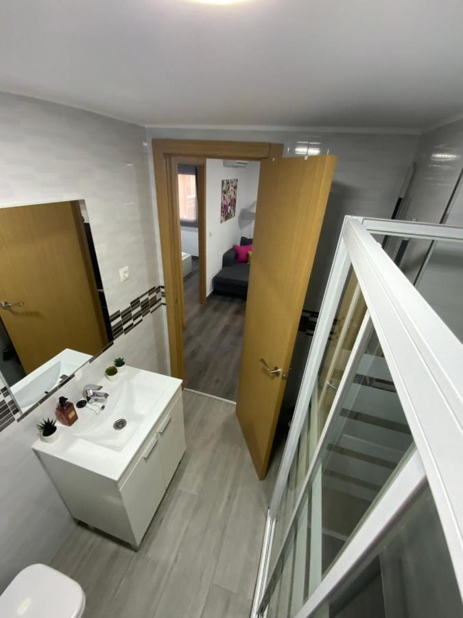 Reyna Apartamentos Malaga Bagian luar foto