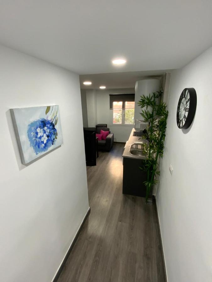 Reyna Apartamentos Malaga Bagian luar foto
