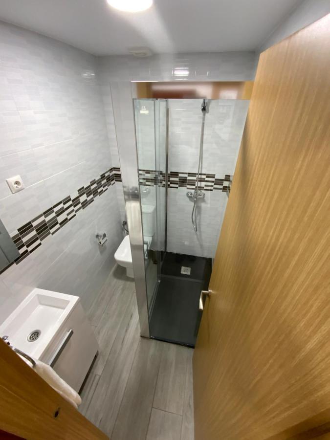 Reyna Apartamentos Malaga Bagian luar foto